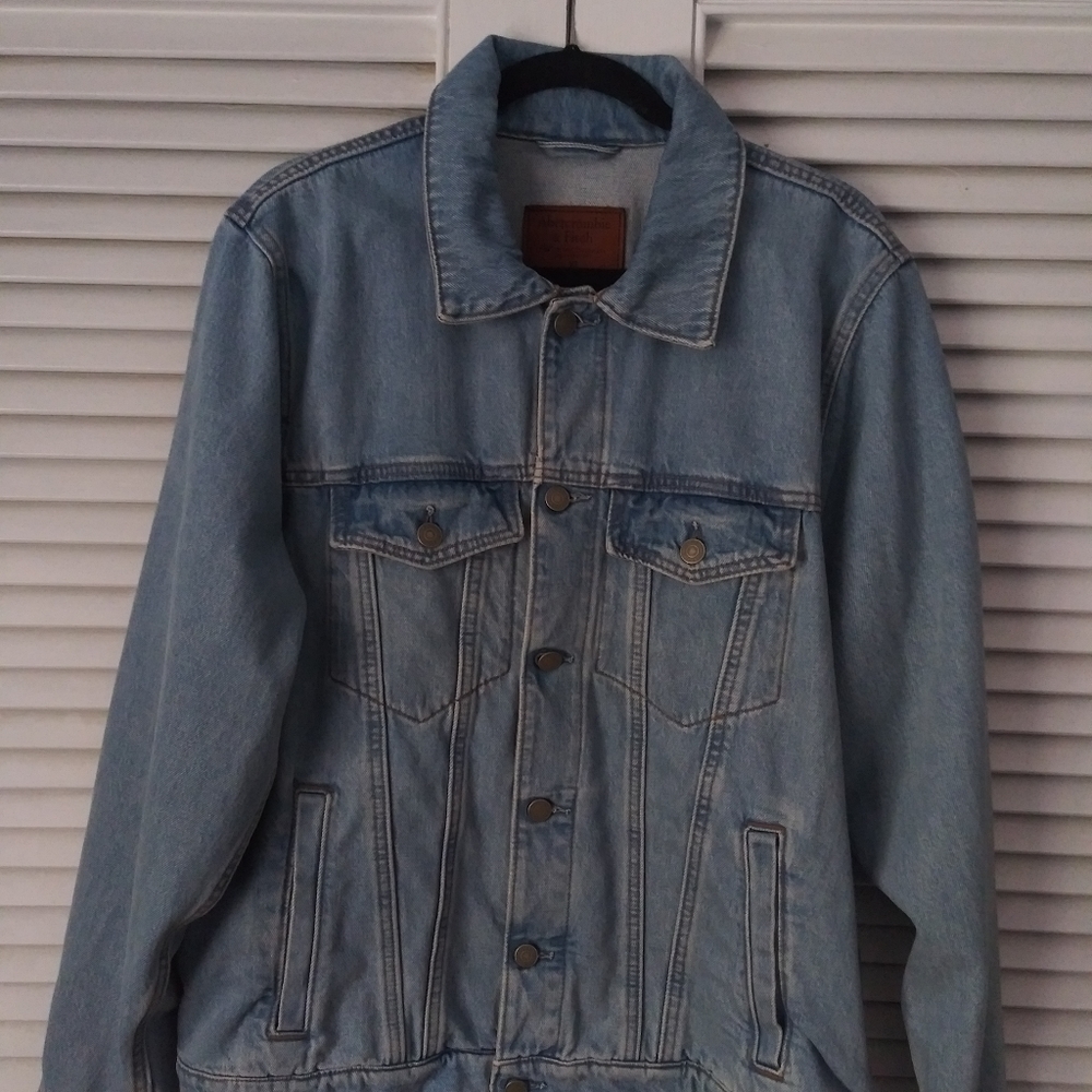 NEW Abercrombie and fitch Denim Jean Jacket
